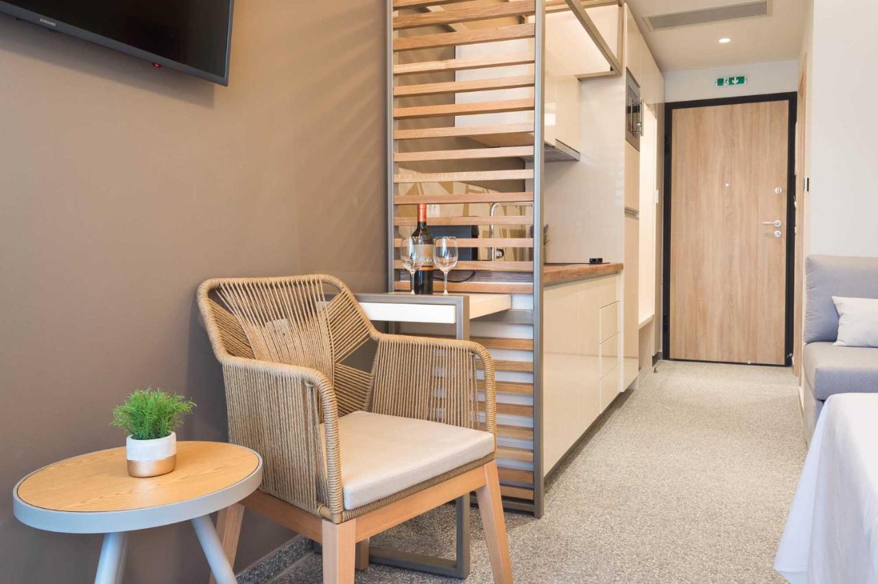 Eco Green Residences & Suites トロニ エクステリア 写真