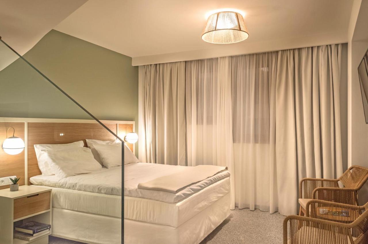 Eco Green Residences & Suites トロニ エクステリア 写真