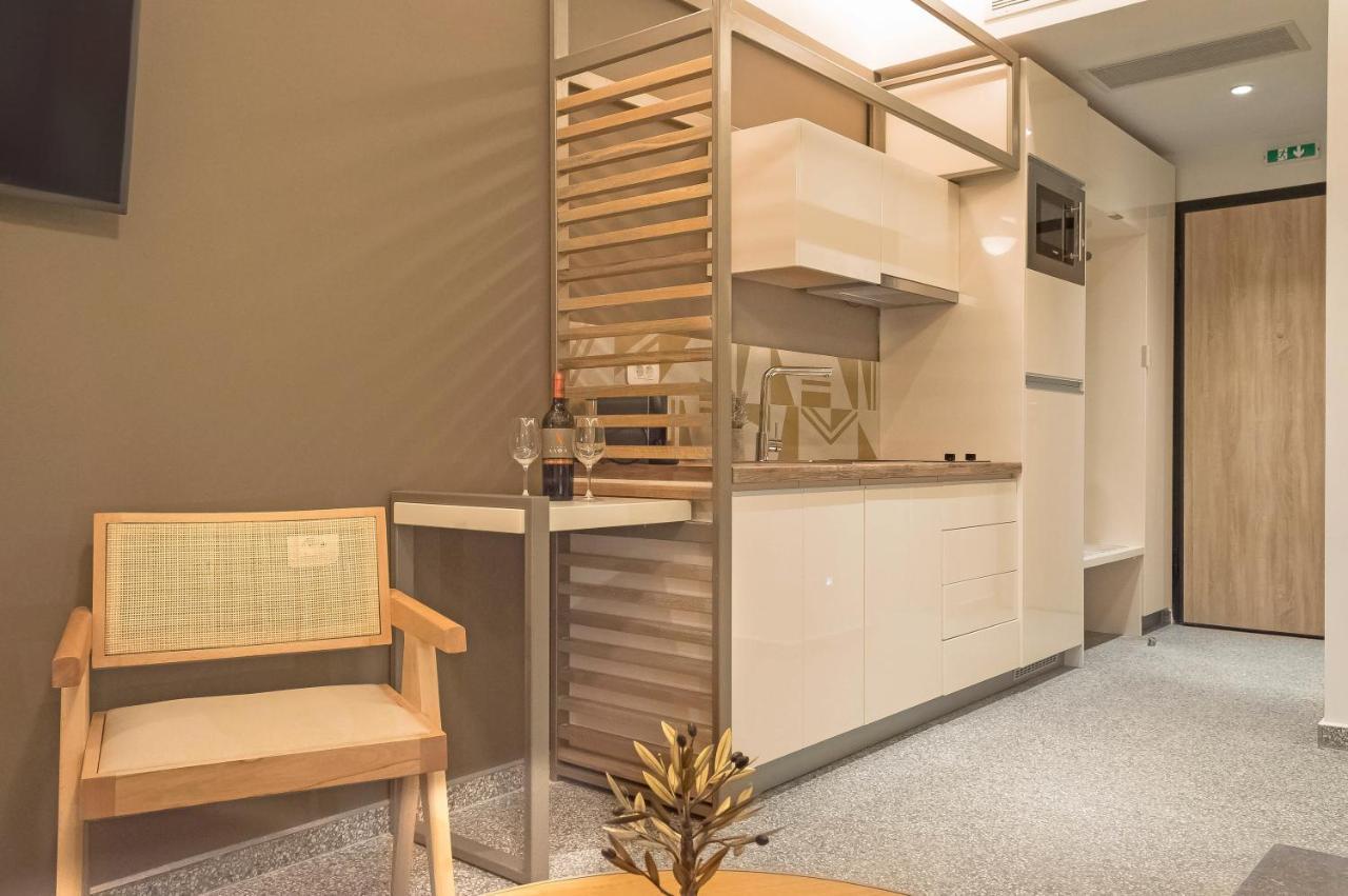 Eco Green Residences & Suites トロニ エクステリア 写真