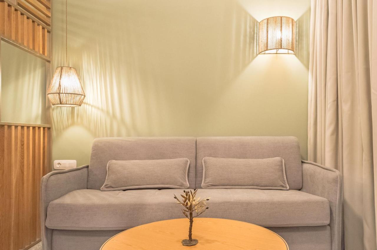 Eco Green Residences & Suites トロニ エクステリア 写真